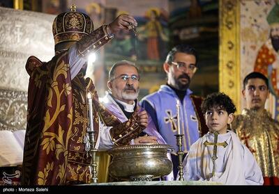 جشن میلاد حضرت مسیح(ع) در کلیسای بیت‌لحم اصفهان فیلم - تسنیم