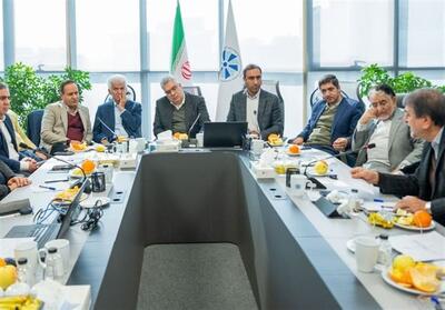 رونمایی از بسته 700 همتی دولت برای نجات صنایع از شوک ارزی - تسنیم