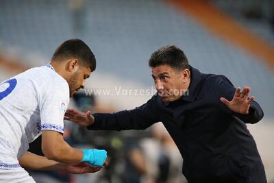 مهاجم مورد علاقه قلعه نویی بازنشسته شد