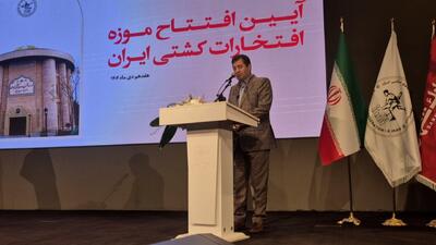 دنیامالی: بعضی ها میواهند با 2 توئیت مردمی شوند!