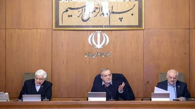 تاکید رئیس‌جمهور بر شناسایی و رفع کاستی‌های احتمالی سیاست‌های حمایتی دولت