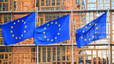  گلایه اتریشی‌ها از خودزنی اقتصادی اروپا