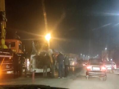 آتش زدن اتوبوس شرکت واحد در پل فجر مشهد