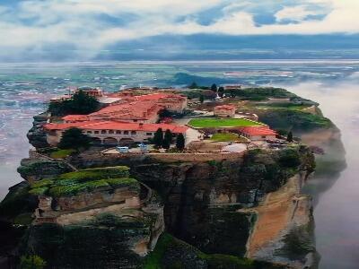 صومعه تثلیث مقدس در یونان