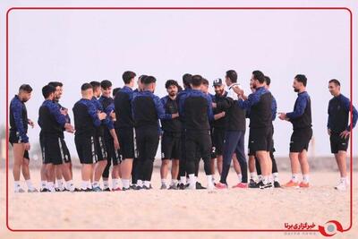  آخرین تمرینات بازیکنان پیکان در اردوی کیش پیش از بازی دوستانه با پالایش نفت بندرعباس