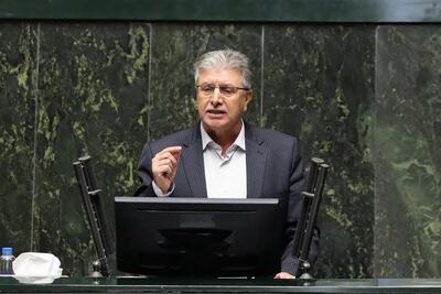 واکنش یک نماینده مجلس: قطعا پیگیر دانش‌آموزان دستگیر شده در اعتراضات هستیم/ باید با این معترضین نشست برگزار شود/ کمر مردم زیر بار تورم شکسته