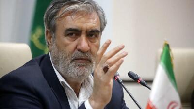 عزیزی: عتراض در جمهوری اسلامی امری طبیعی و سازنده است