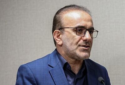 جنجالی روی میز سلامت / رئیس‌زاده حداقل ویزیت پزشک عمومی را ۱ میلیون تومان اعلام کرد