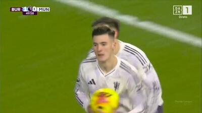 گل اول منچستر یونایتد به برنلی (بنجامین ششکو)