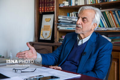  هاشمی طبا در نقد اسراف انرژی: به خادم حرم تذکر دادم گفت می خواهی در امامزاده را ببندیم؟!