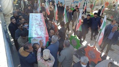  پیکر شهید «محمود حقیقت» مدافع امنیت در زاهدان تشییع شد + عکس