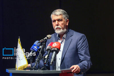 افزایش ۱۵ درصدی در دل بودجه‌ای انقباضی/۲۰ میلیون دلار برای تأمین کاغذ؛ دولت به‌دنبال تعادل در بازار نشر