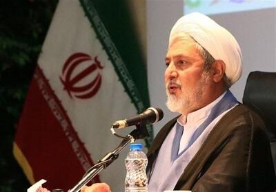 جانشین نماینده ولی‌فقیه در سپاه: نماز ویزای عبور از پل صراط است/ روایتی از نماز خواندن شهید بابایی در اتاق ژنرال آمریکایی