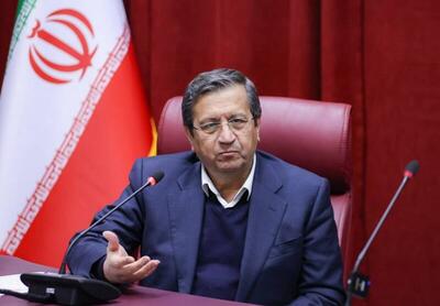 همتی: بازار ارز در حال آرام شدن است