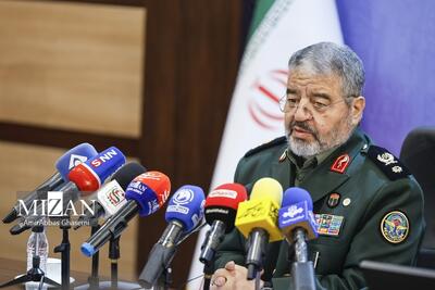 سردار جلالی: تمرکز دشمن بر اختلال در زنجیره تأمین کالا و خدمات است