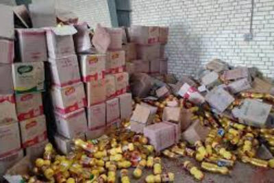 کشف روغن و برنج احتکار شده در ایرانشهر