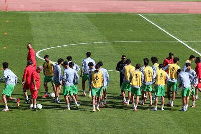 برگزاری تمرین تیم ملی فوتبال امید پس از بازی با کره جنوبی - پارس فوتبال