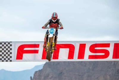 آخرین وضعیت النا معدنی پور؛ دختر موتورسوار به زودی به بخش منتقل می‌شود - پارس فوتبال