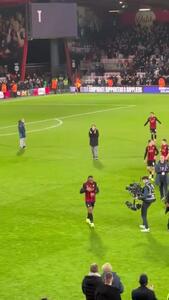 ویدئو: وداع احساسی سمنیو با هواداران بورنموث در آستانه انتقال به سیتی - پارس فوتبال