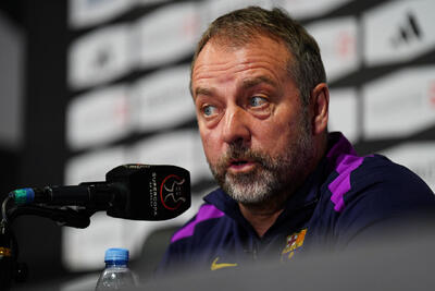 فلیک: چه رقیبی را برای فینال سوپرکاپ ترجیح می‌دهم؟ بعد از بازی فرداشب تصمیم خواهم گرفت - پارس فوتبال