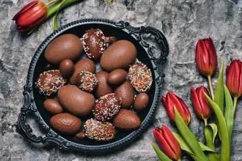  طرز تهیه شکلات تخم مرغی خوشمزه برای مناسبت های خاص