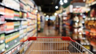 کم‌ فروشی در روز روشن؛ کیسه فریزر 430 گرمی شد 280 گرم، قیمت بدون تغییر / نظارت کجاست؟ + فیلم