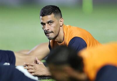 ادعغای ستاره منفور پرسپولیسی ها: بزرگ‌ترین مدافعان دنیا هم اشتباه می‌کنند