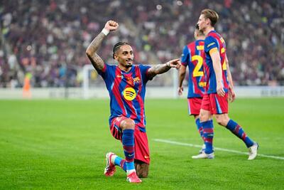 بارسلونا قاطعانه فینالیست شد/ تساوی ناامید کننده سیتی