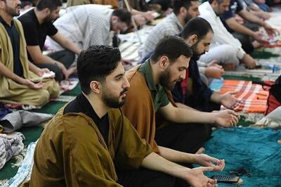 افزایش معنادار حضور در اعتکاف ۱۴۰۴ | ۷۰ درصد معتکفان جوان و نوجوان بودند + عکس