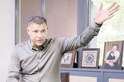 نماینده باید از سفره مردم  دفاع کند، نه حاشیه‌سازی