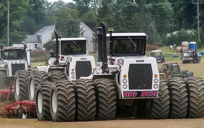 کشاورزی نوین؛ این وحشی 40 چرخ کوه رو هم شخم میزنه