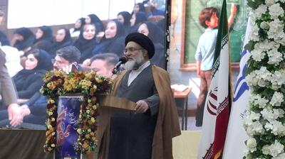  پیشرفت‌های پس از انقلاب در آموزش و زیرساخت‌ها معجزه‌آساست