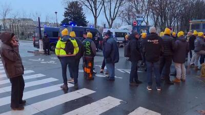  کشاورزان فرانسوی در نزدیکی برج ایفل