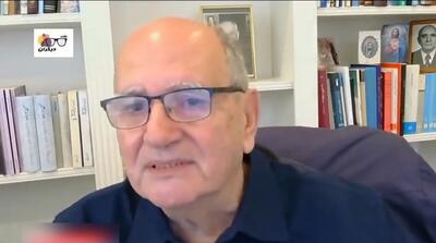 پسرخاله فرح: آقای خامنه‌ای قابل مقایسه با رضا پهلوی نیست