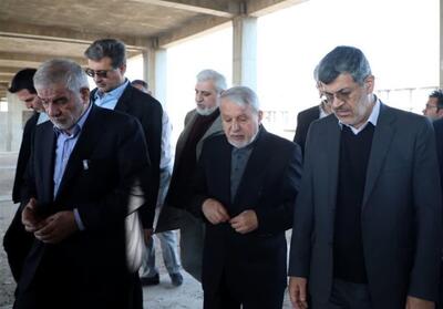 بازدید وزیر میراث فرهنگی از بقعه و مسجد تاریخی بندرآباد اشکذر - تسنیم