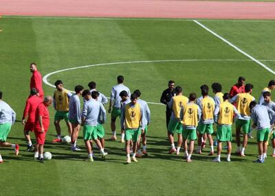 ملی‌پوشان امید دو گروه شدند