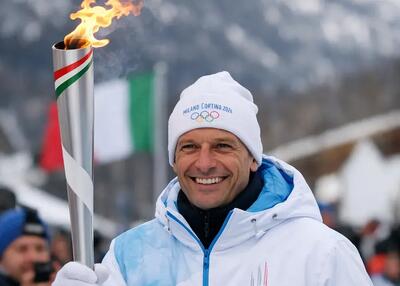 سرمربی جنجالی مشعل‌دار المپیک شد