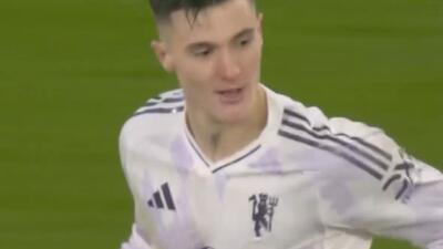 گل اول منچستریونایتد به برنلی توسط ششکو