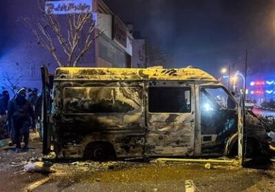 حمله اغتشاشگران به پرسنل اورژانس مشهد/9آمبولانس آسیب دید - تسنیم