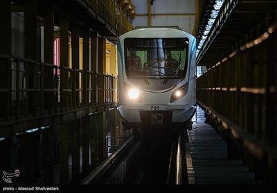 تمهیدات متروی تهران برای تجمع مردمی 22دی/ کاهش سرفاصله حرکت قطارها - تسنیم