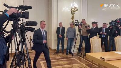  لاوروف با همتای نامیبیایی خود گفتگو می‌کند