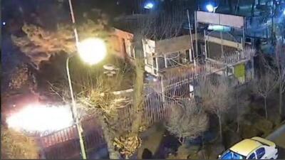 پرتاب کوکتل مولوتوف به ساختمان صداوسیمای اصفهان