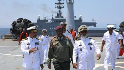 حضور کارکنان ناوگروه نیروی دریایی چین و آفریقای جنوبی در ناوبندر مکران و ناوشکن شهید نقدی