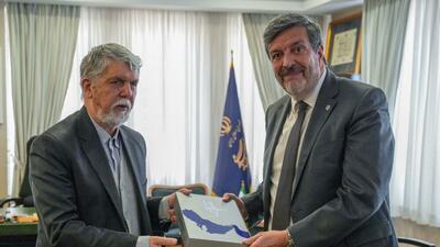 صالحی:افزایش روابط فرهنگی، زیرساختی برای گسترش ارتباطات اقتصادی و سیاسی است