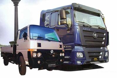 یادی از آریا و آذر، وقتی بنز نارنجی و نیسان آبی بی‌دماغ شدند! - پدال