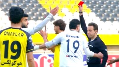 اخراج مستقیم ثابت‌ایمانی مقابل سپاهان