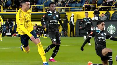 گل اول النصر به الشباب (گل به خودی)