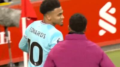 گل اول برنلی به لیورپول توسط ادواردز