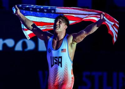 از حسن یزدانی امتیاز گرفتی، این یعنی خیلی خوبی!