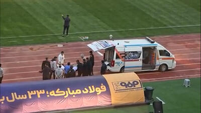 علی‌نژاد با آمبولانس به بیمارستان منتقل شد